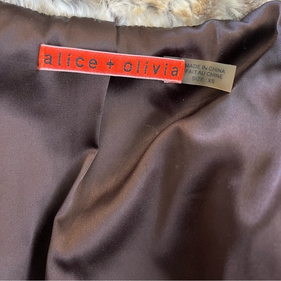 ALICE & Olivia Faux Fur Animal print Jacket size Xs - Picture 8 of 16